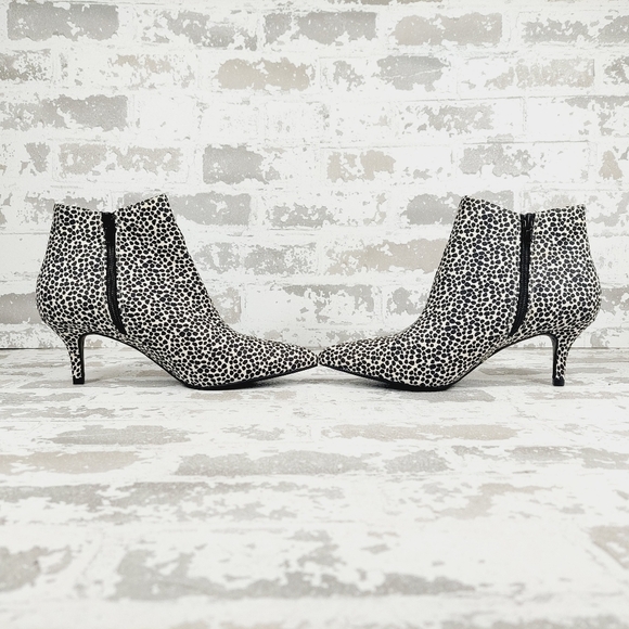 NEW Kelly & Katie Arina Animal Print Black White High Heel Ankle Boots D839 - Picture 7 of 12